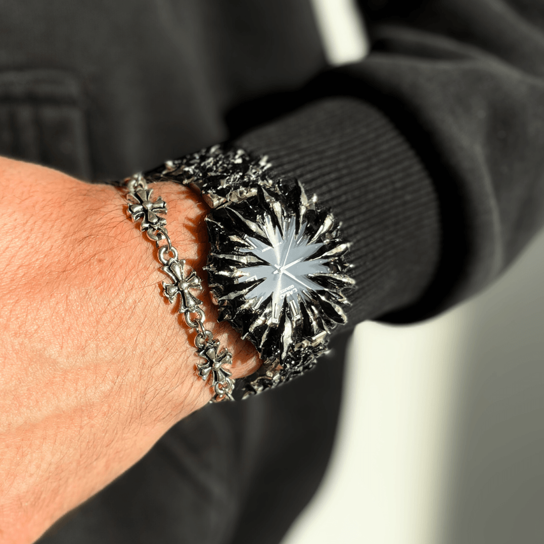 Midnight gothic watch by Umbra Noctis – all-black stainless steel timepiece with sapphire glass