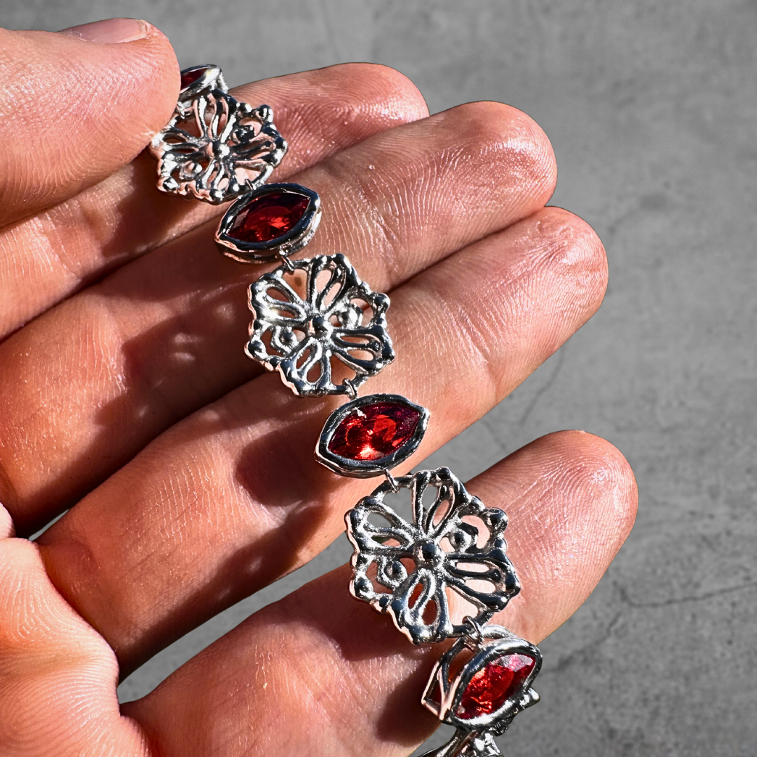 Bloom - Red Bracelet